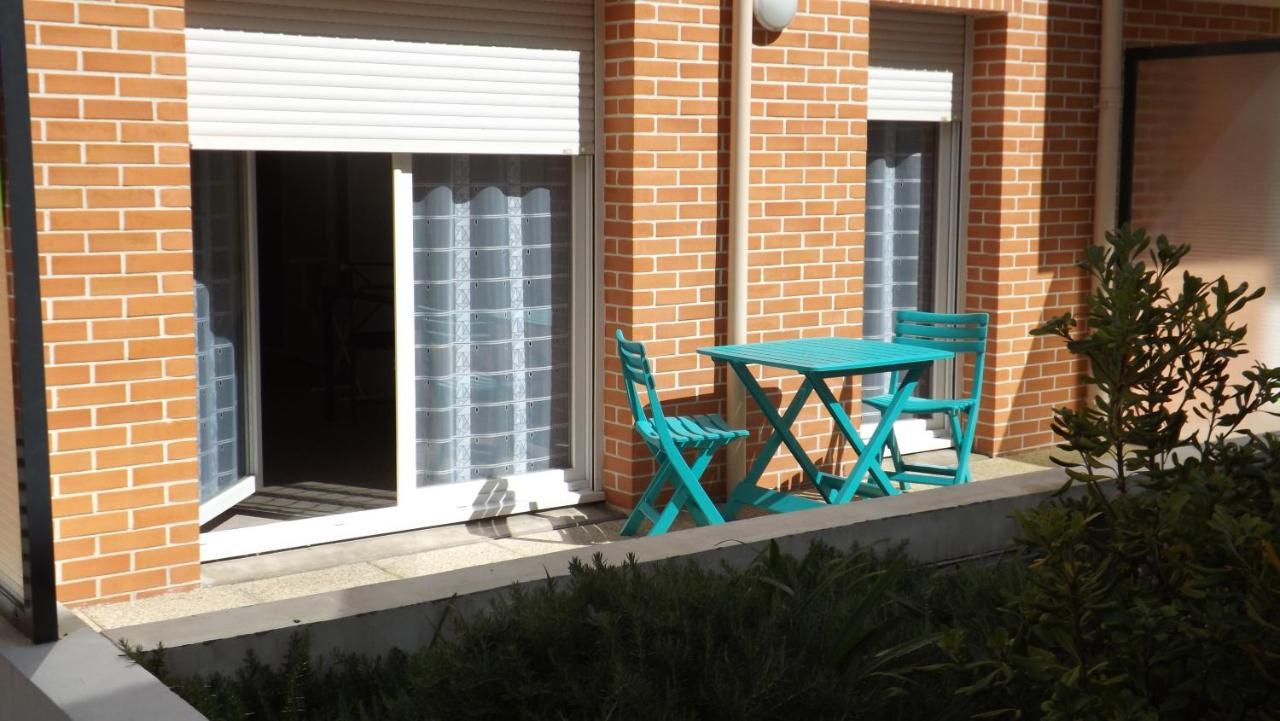 Appartement T2 ,Parking Prive,Terrasse, 10 Mns A Pieds De La Cite Corsaire Et Ses Plages Saint-Malo Eksteriør billede