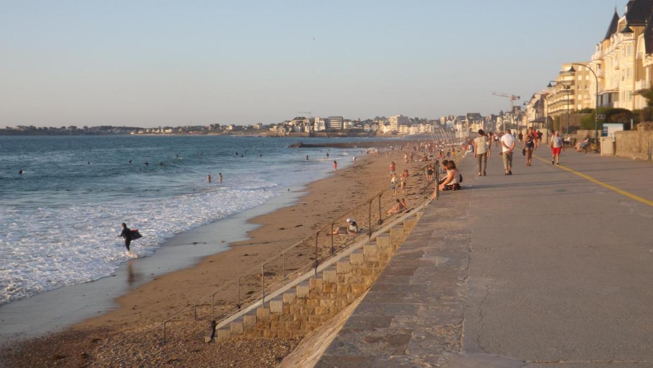 Appartement T2 ,Parking Prive,Terrasse, 10 Mns A Pieds De La Cite Corsaire Et Ses Plages Saint-Malo Eksteriør billede