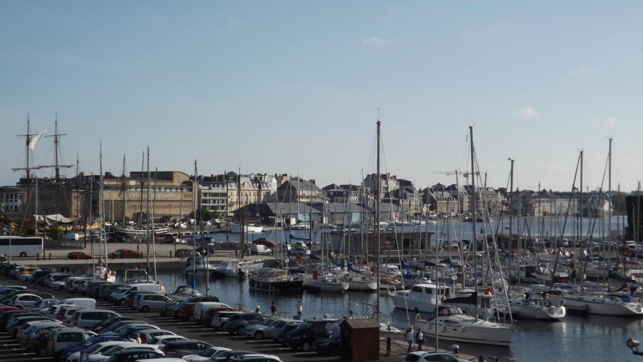 Appartement T2 ,Parking Prive,Terrasse, 10 Mns A Pieds De La Cite Corsaire Et Ses Plages Saint-Malo Eksteriør billede